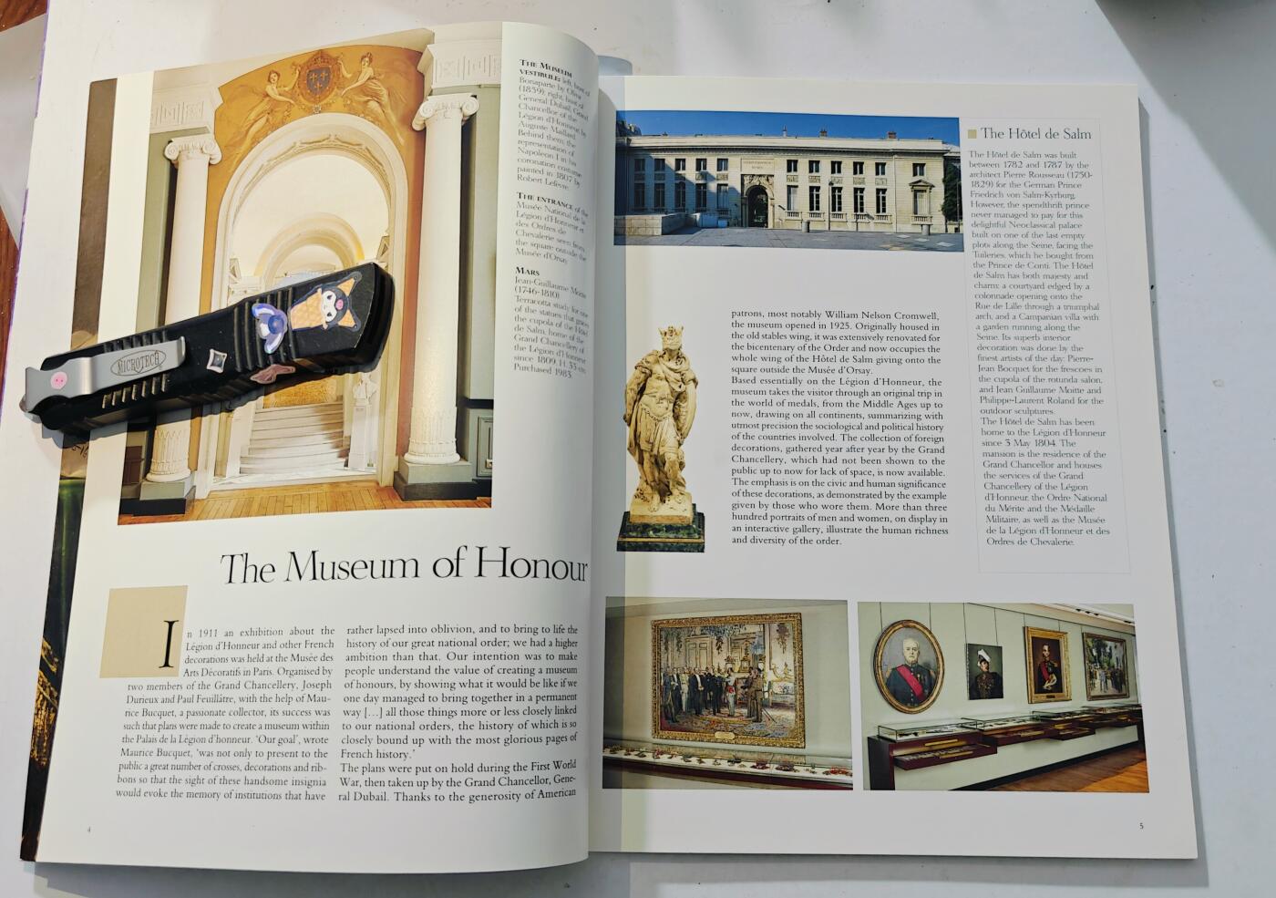 东亚勋章徽章主题拍卖8（120件） 劳力士赞助的法国荣军博物馆科普书籍