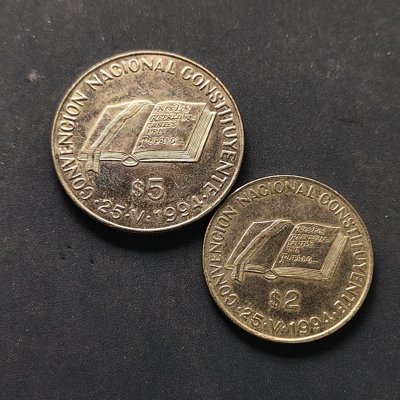 【全场包邮】纯粹捡漏拍504场-更新中 阿根廷1994年2-5比索全国制宪会议纪念币2枚全套