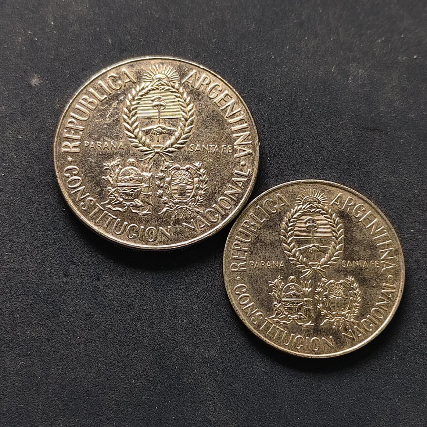 【全场包邮】纯粹捡漏拍504场-更新中 阿根廷1994年2-5比索全国制宪会议纪念币2枚全套