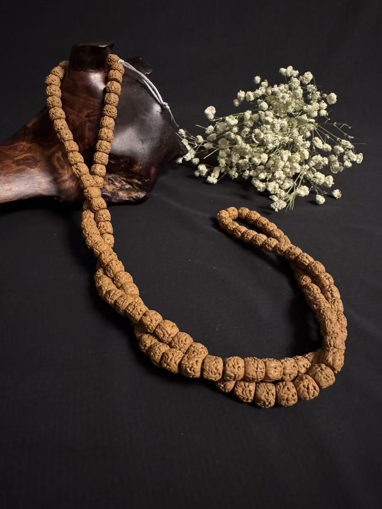 零元拍：龙切 五爪金龙佛手金刚长串9 MM左右108+，非常容易变红，坊间人称三日红。