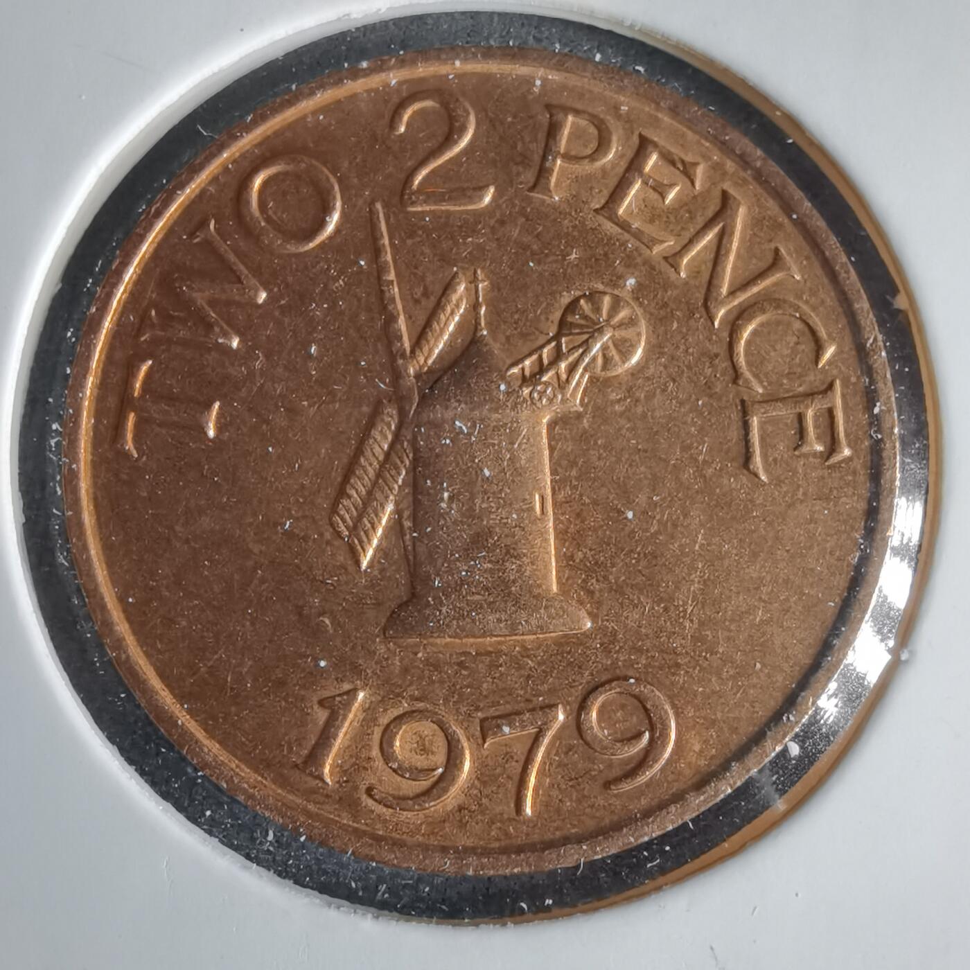 沼泽如烟--第1001场 根西1979年2便士