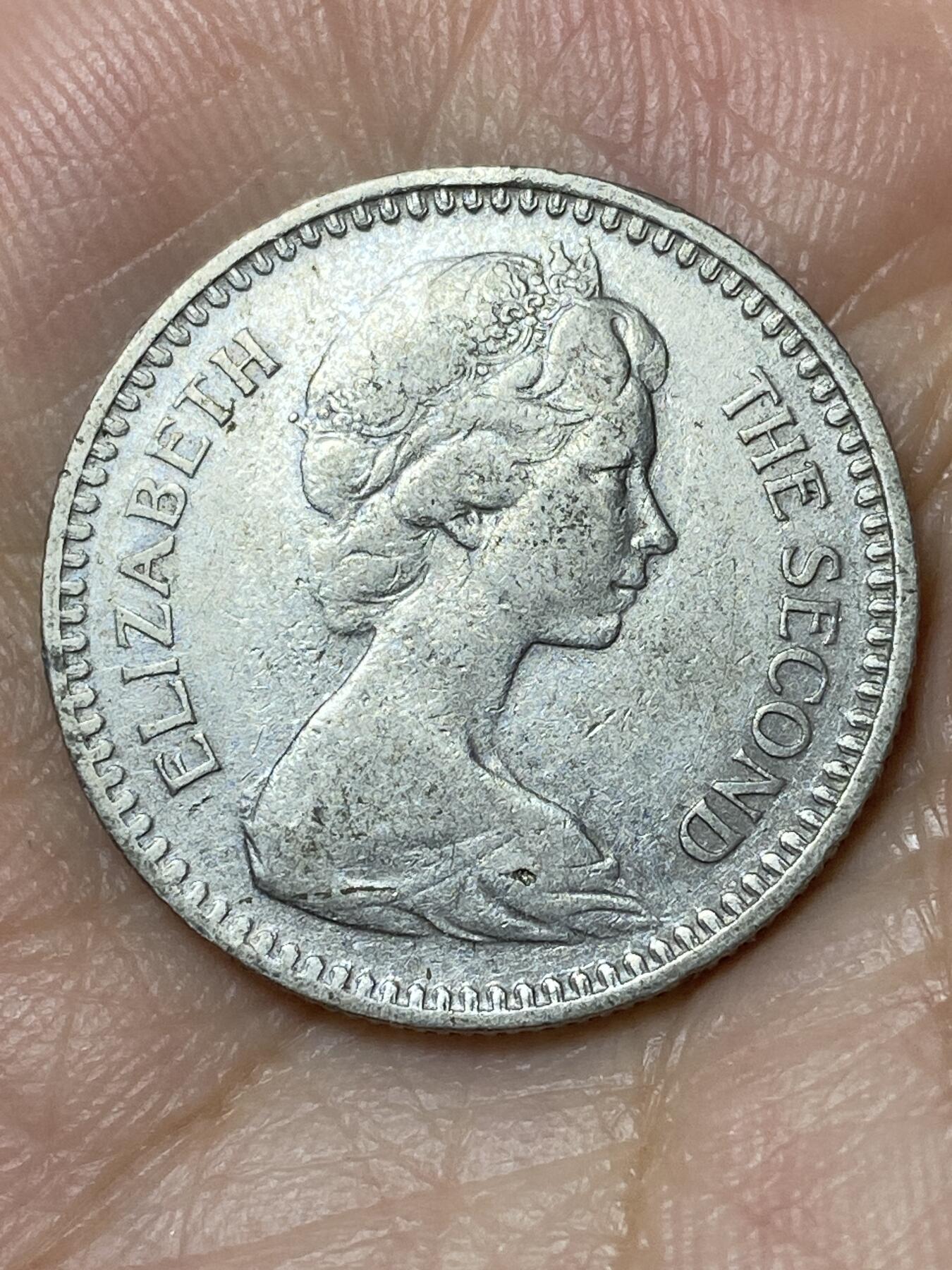 2026年第三十场(总第一百九十九场）英国一线回流散币特拍第二场(免佣金) 英属罗德西亚1964单年份10分(伊丽莎白二世中年花冠，1先令和10分双面值版)