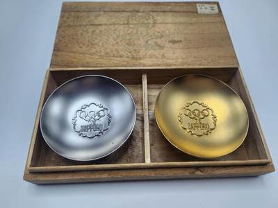 南水社第二次拍卖 - 1972年札幌冬奥会纪念盏，镀金镀银原盒
