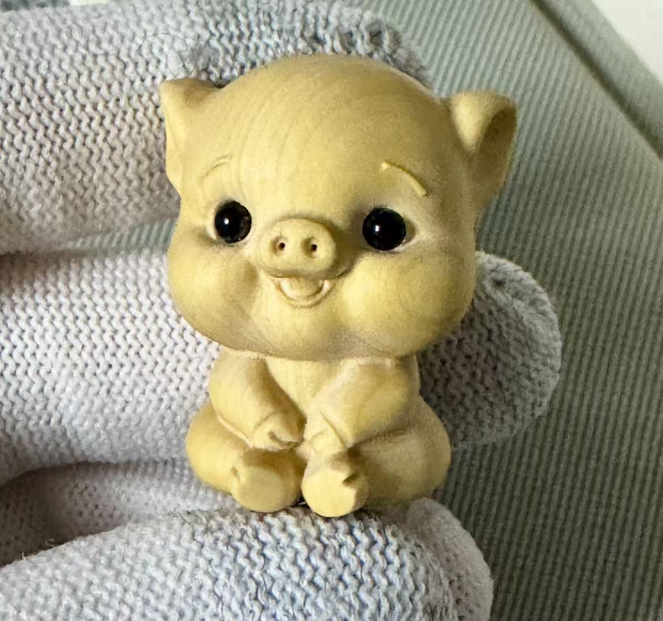 零元拍：哈基米系列，黄杨木雕12生肖之：猪宝宝，高约：40MM。就这么可耐