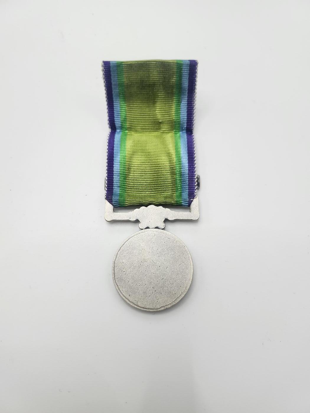 南水社第二次拍卖 日本大东亚战争从军记章 无字版绶带下半部分有褪色