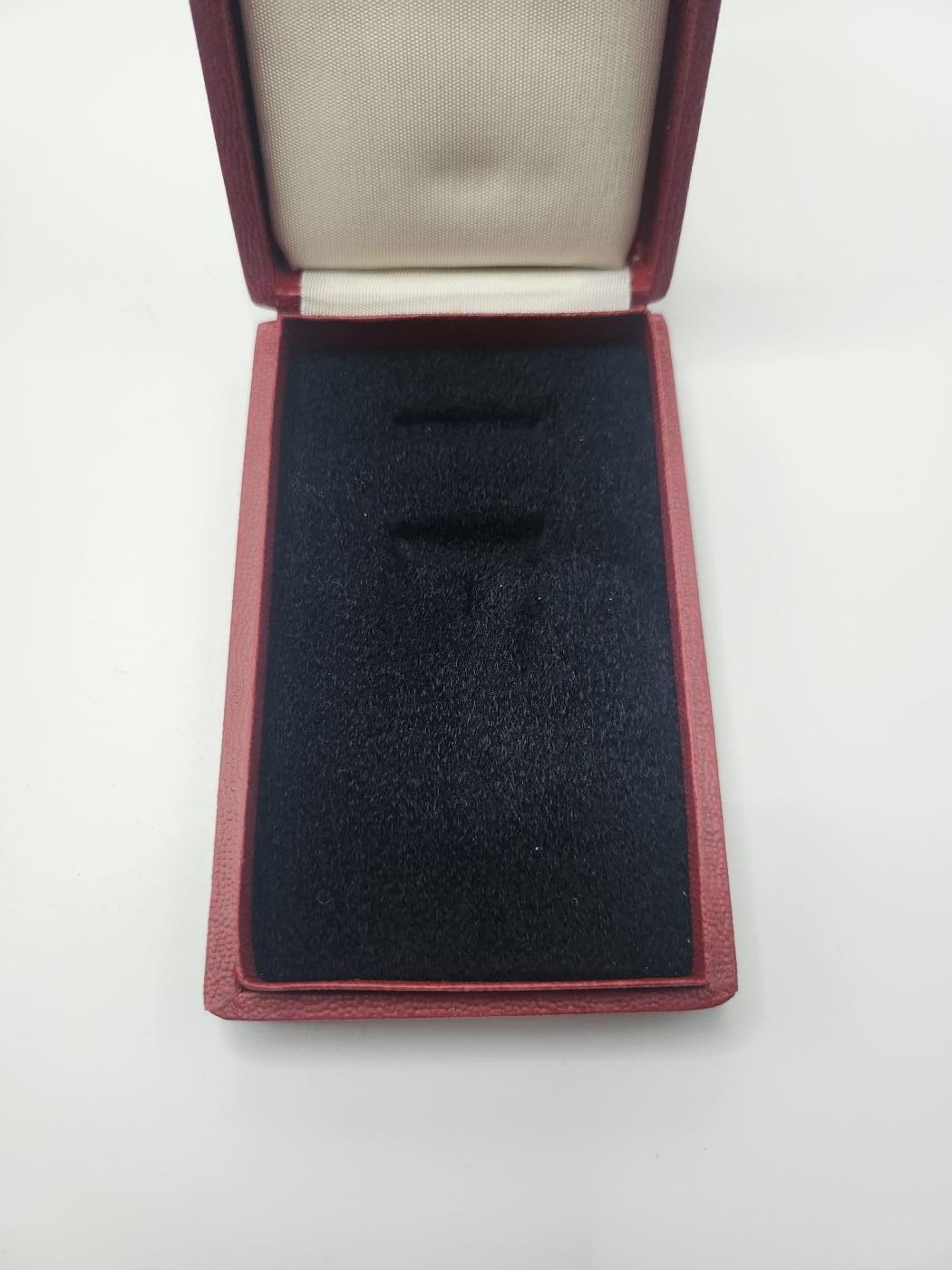 南水社第二次拍卖 民主德国 DDR功勋服务奖章（东德最高级别奖章）1959年6月4日设立 民主德国国家荣誉，盒略，章体均完好