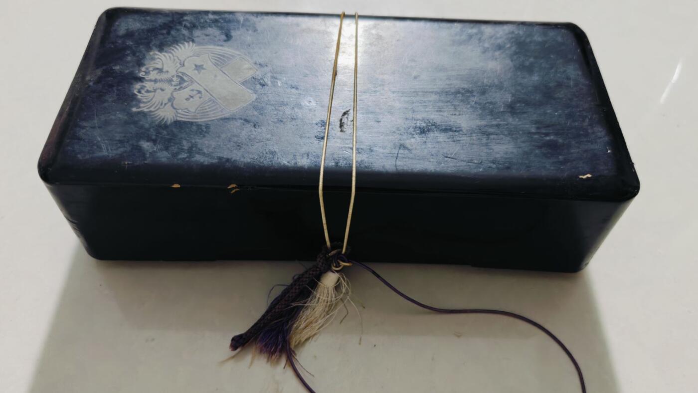 东亚勋章徽章主题拍卖8（120件） 日本遗物漆木盒