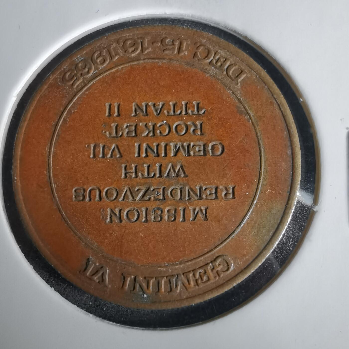 沼泽如烟--第1001场 航空纪念章