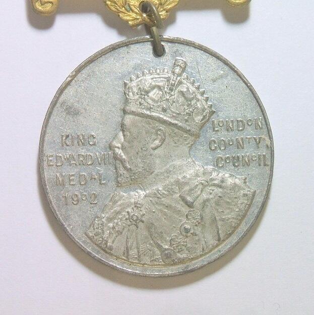 英国1905年 爱德华七世高浮雕精制大合金章 带铭牌 40MM