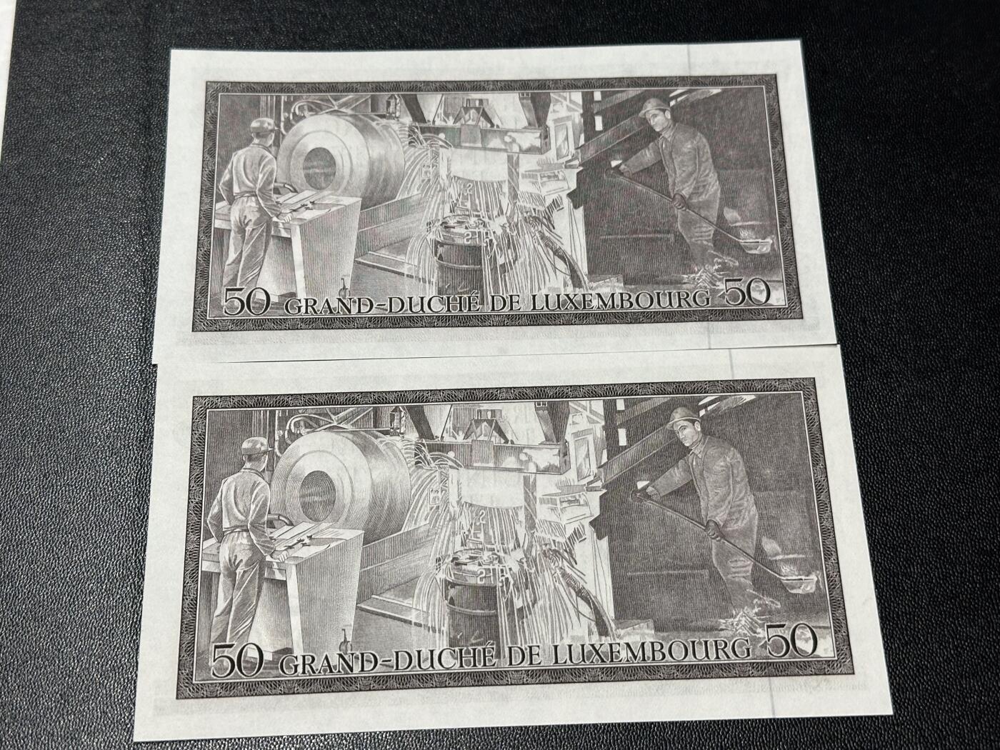 《外钞收藏家》第六百一十二期（ 精选场）（长期征集拍品、欢迎藏友们联系合作） 1972年卢森堡50法郎 2张一起 全新UNC
