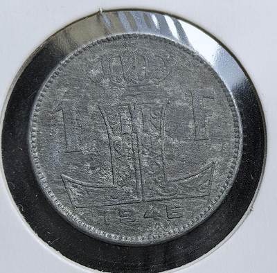 外国优质老铜币银币，周日九点倒数截拍，满百包邮，持续收拍，初八发货 - 比利时1946 年1法郎锌币。正面是利奥波德三世的花押与王冠，背面是比利时国徽 “雄狮盾徽”，并以荷兰“BELGIË” 和法语 “BELGIQUE” 标注国名。二战期间比利时被纳粹占领，物资匮乏导致货币改用锌材，这枚硬币正是战后过渡时期的产物，见证了比利时从占领到重建的历史。