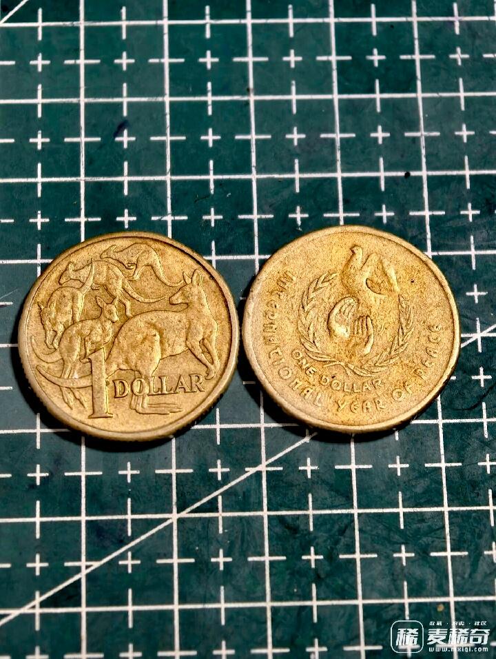 澳大利亚1984、86年1澳元首发年/早年靓品硬币2枚一组