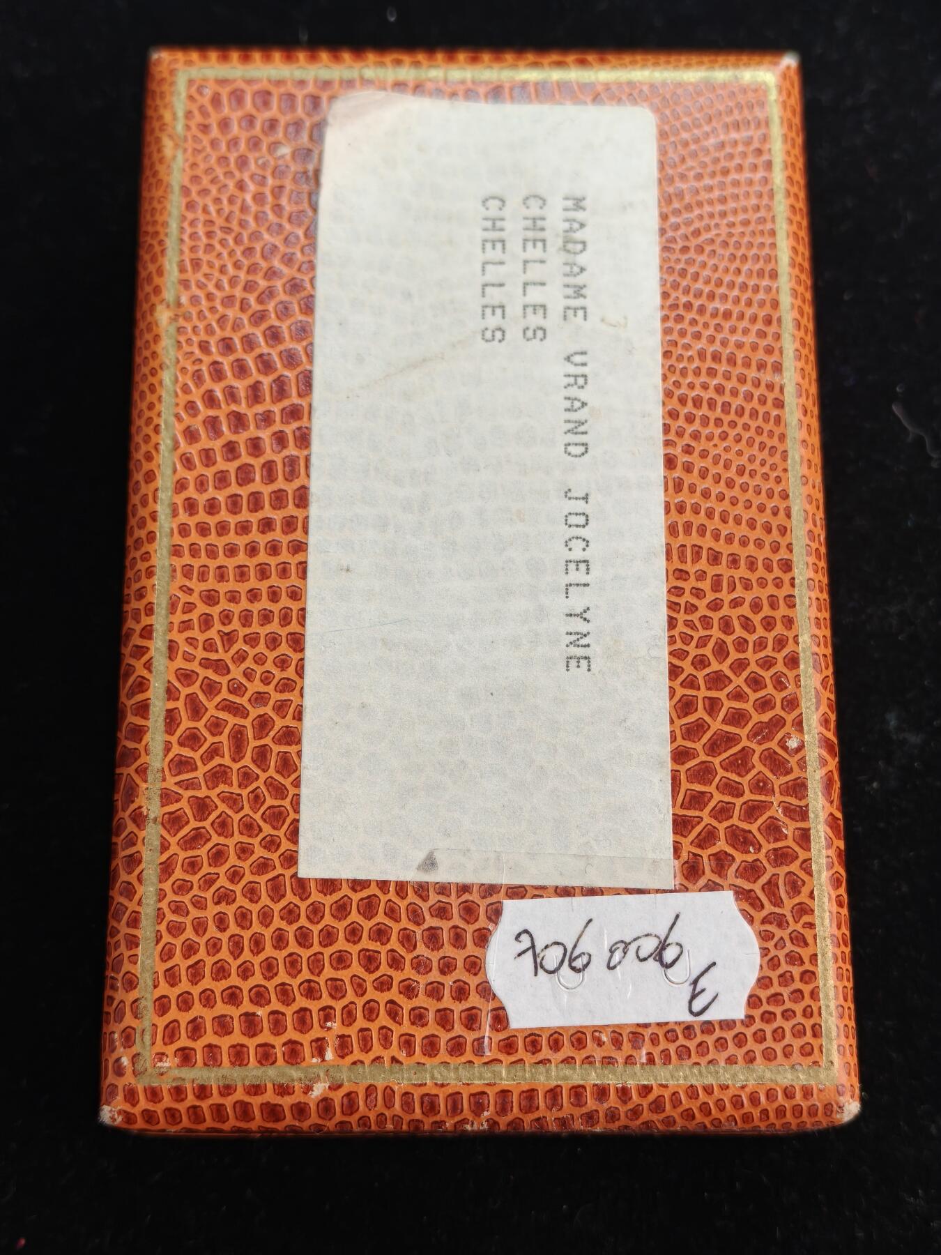 马到成功 迎新年  精品专场 法国骑士级社会功绩勋章 授予谢勒镇的 乔瑟琳 弗朗德夫人