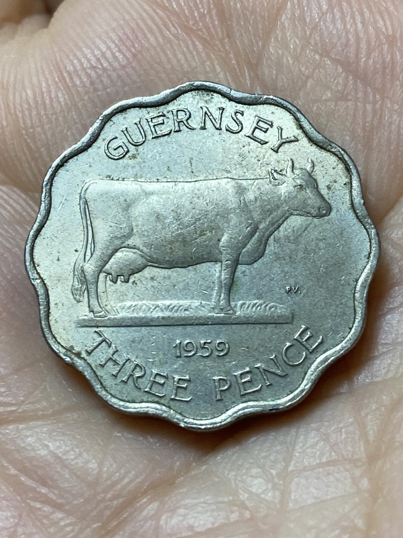 2026年第三十一场(总第二百场)英国一线回流散币新春特拍第三场(免佣金) 英属根西岛🇬🇬1959年3便士(伊丽莎白二世时期第二版，首发年，厚版)