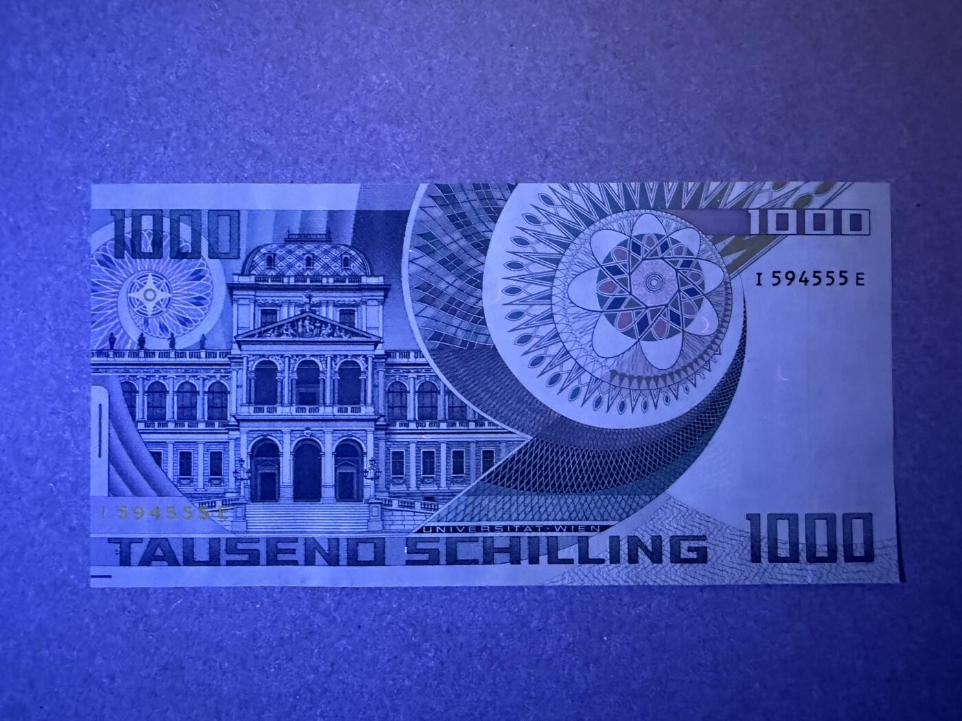 《艾美收藏》第232期-2.22周日外币靓号精品场(春节首拍) 豹子号 奥地利1000先令 UNC 1983年薛定谔 豹子号 有一处轻微荧光