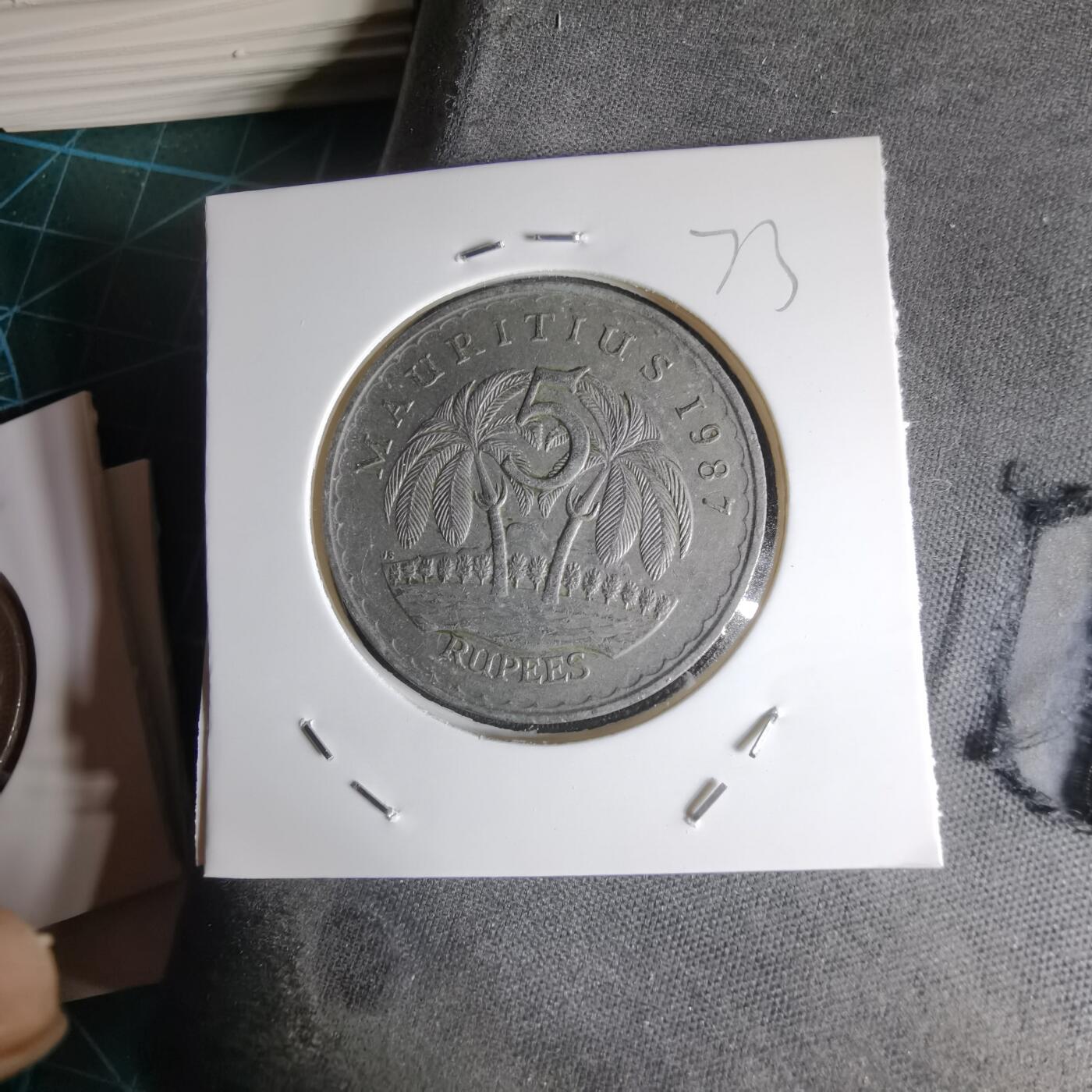 沼泽如烟--第1000场 毛里求斯1987年5卢比