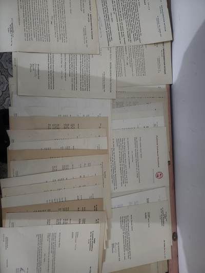 南水社第二次拍卖 民主德国波茨坦邮政负责人套证。任职证明、邮政等级资格证书、社会主义劳动积极分子荣誉证书、奖金证书、党内任职文件、工作通知及退休文件共计45张