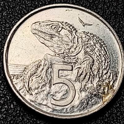 泉币菌-第196场- 新年快乐 新年第4场 本场拍品多 请提前出价 - 2001年 新西兰5分镍币 蜥蜴 19.5mm