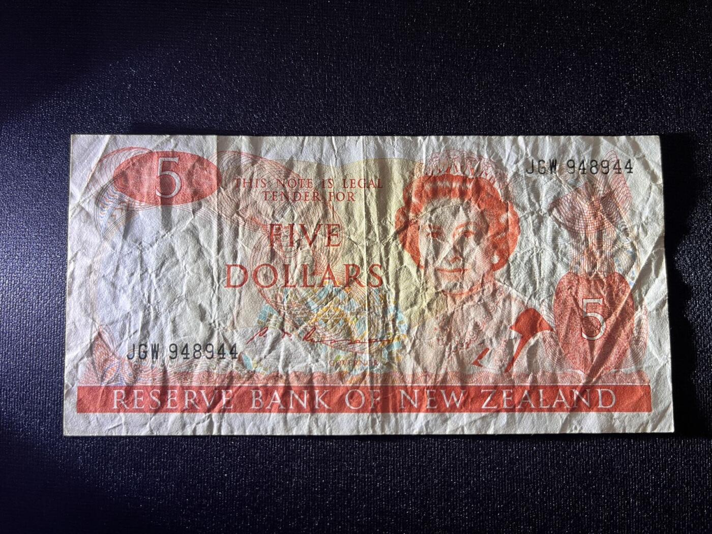 世界各国纸币拍卖 新西兰5元 实物图