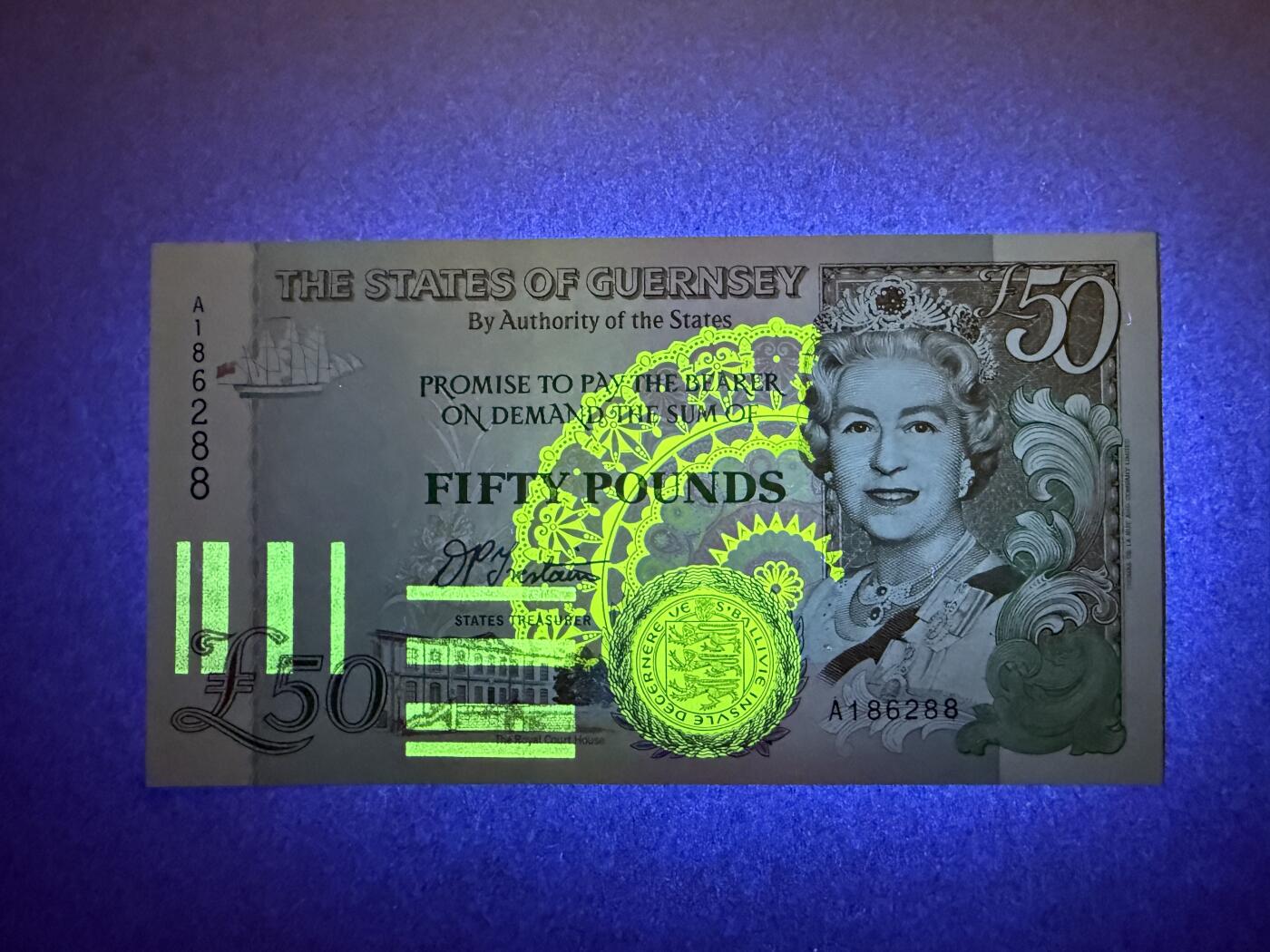 《艾美收藏》第232期-2.22周日外币靓号精品场(春节首拍) 根西50镑 UNC 1994年A冠 无3547双尾88