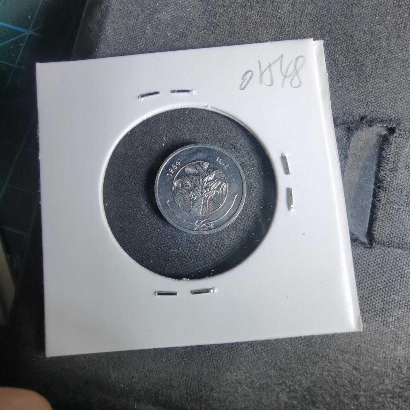 沼泽如烟--第1001场 马尔代夫1984年1拉雷