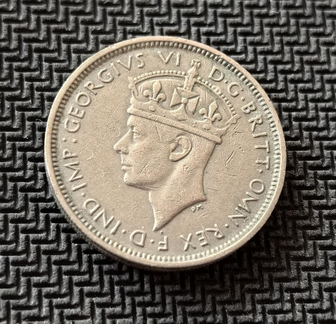 外国优质老铜币银币，周日九点倒数截拍，满百包邮，持续收拍，初八发货