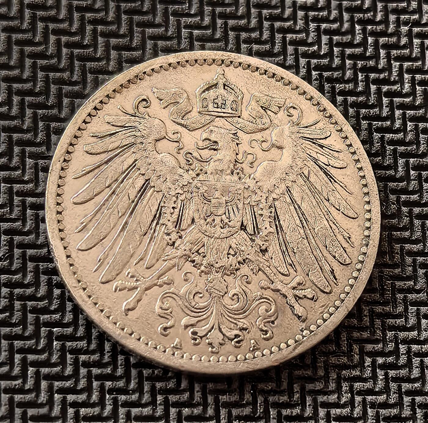 外国优质老铜币银币，周日九点倒数截拍，满百包邮，持续收拍，初八发货