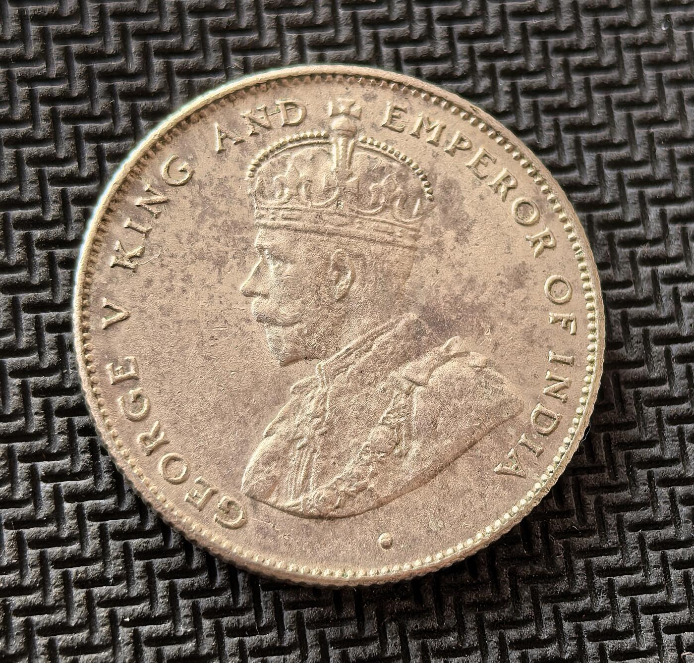 外国优质老铜币银币，周日九点倒数截拍，满百包邮，持续收拍，初八发货