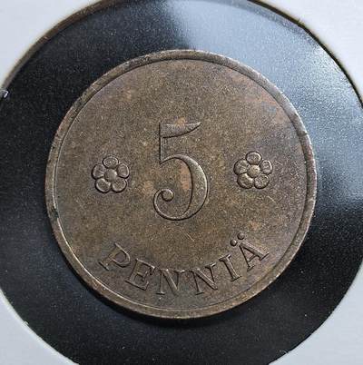 外国优质老铜币银币，周日九点倒数截拍，满百包邮，持续收拍，初八发货 - 芬兰1932年5盆尼铜币，属于芬兰共和国早期流通货币。正面为芬兰国徽 “持剑雄狮”，背面是面值与花卉纹饰。它诞生于两次世界大战之间，见证了芬兰独立初期的经济稳定，后因二战通胀逐渐退出流通。