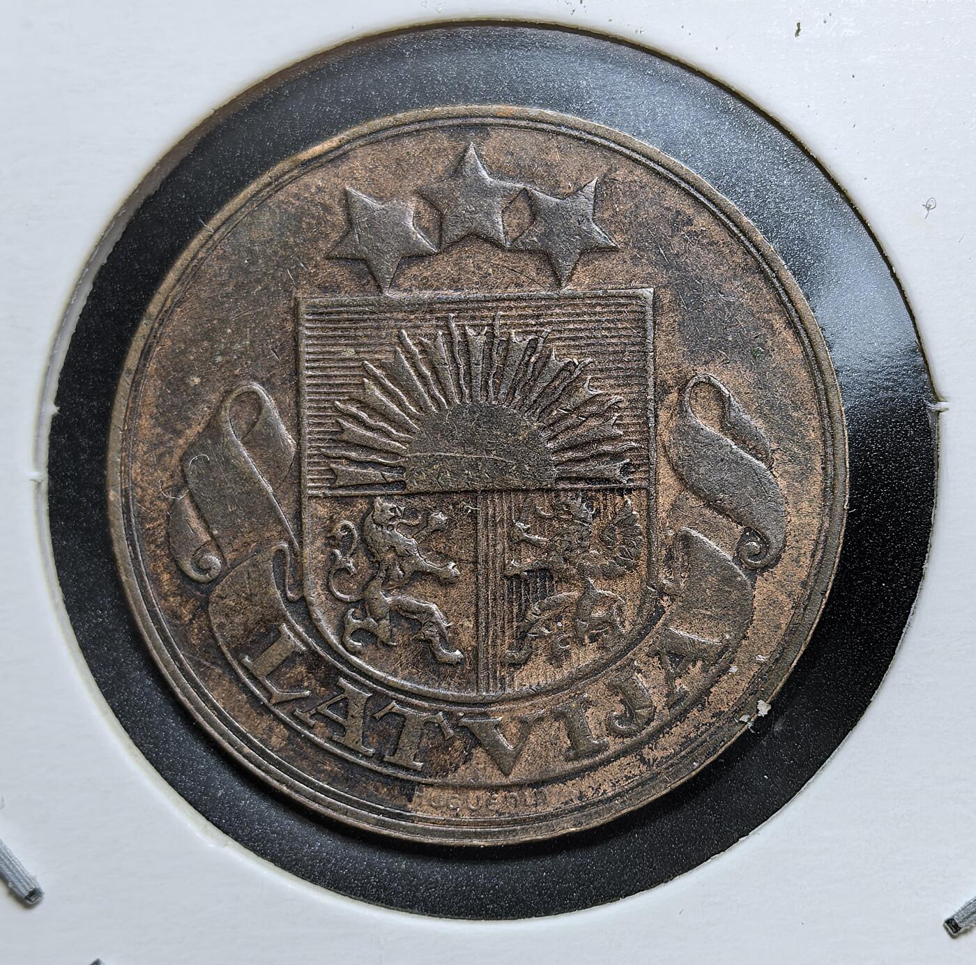 外国优质老铜币银币，周日九点倒数截拍，满百包邮，持续收拍，初八发货 拉脱维亚1922年5分铜币，见证了拉脱维亚在两次世界大战之间短暂的独立时期。