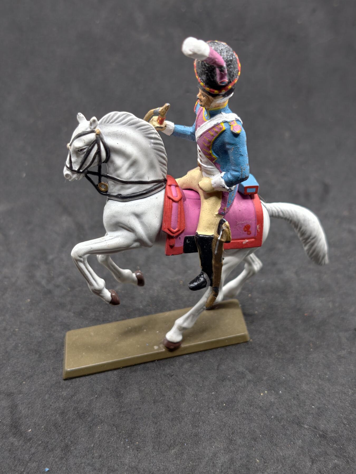 凯旋世界勋赏（持续上新中）（第22期新年大拍）（欢迎送拍）（对拍品有疑问请询问客服，不接受到手刀，出价默认拍品品相。请认真阅读拍卖规则！出价默认已认可！）（收到货请录制开箱视频，无视频概不处理问题。）