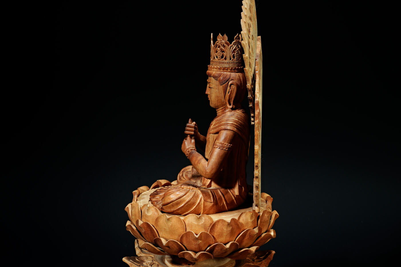 上海都达杂项专场三十三【年后发货全场包邮】  出口创汇期 印度迈索尔老山檀香大日如来佛坐像/佛盒 2件