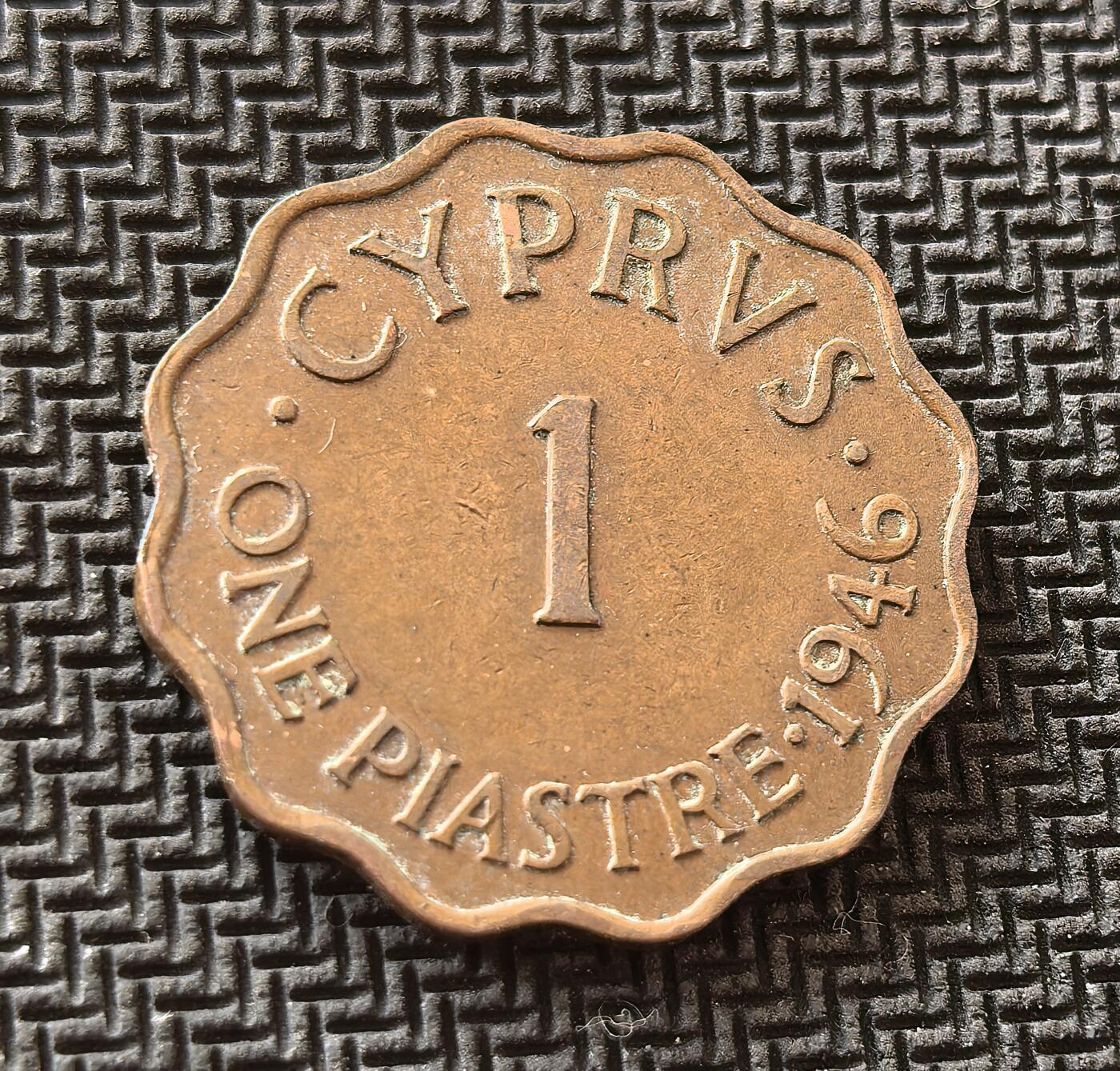 外国优质老铜币银币，周日九点倒数截拍，满百包邮，持续收拍，初八发货