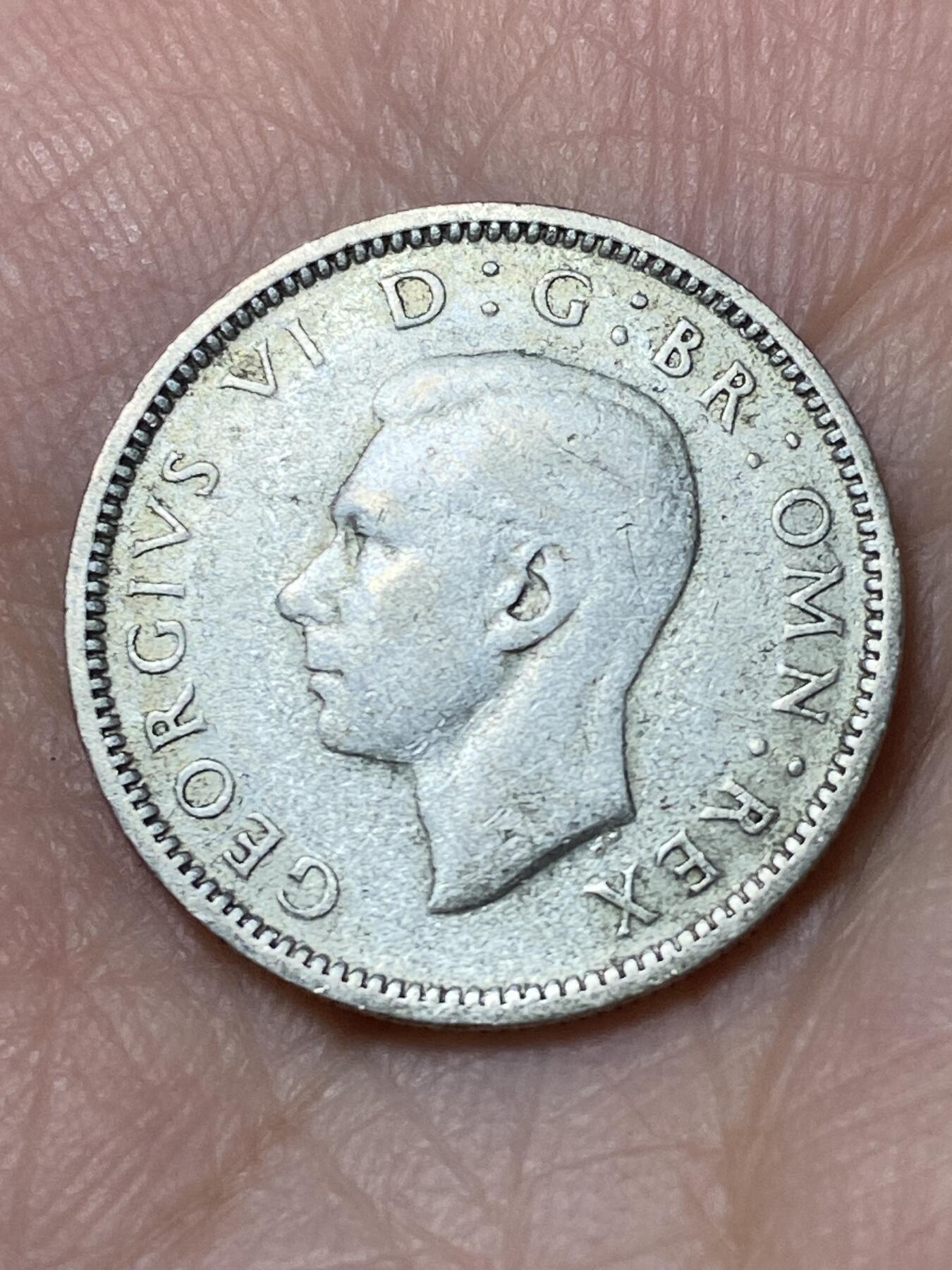 2026年第三十一场(总第二百场)英国一线回流散币新春特拍第三场(免佣金) 英国🇬🇧1945年6便士银币(乔治六世第一版，500银)