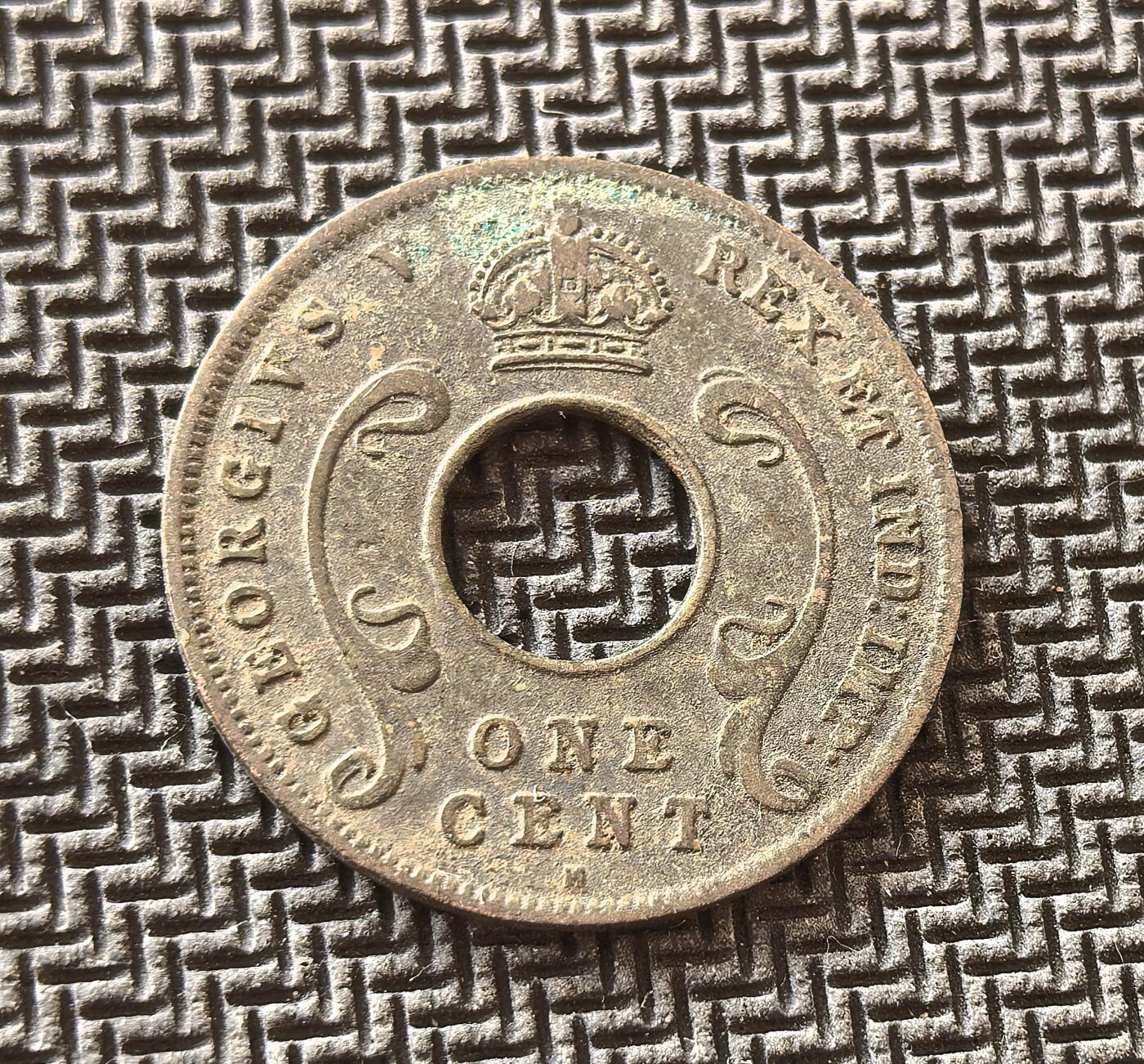 外国优质老铜币银币，周日九点倒数截拍，满百包邮，持续收拍，初八发货