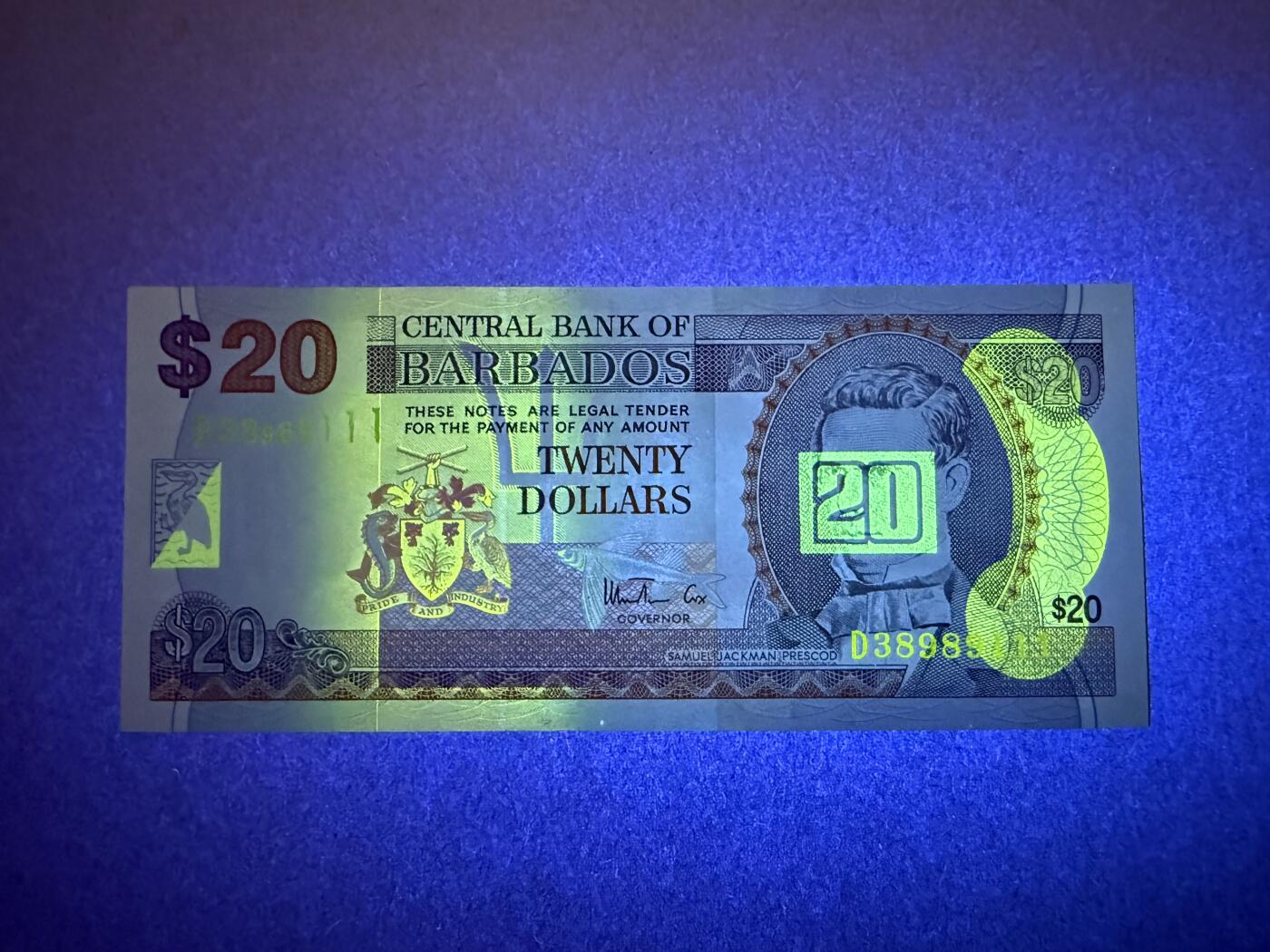 《艾美收藏》第232期-2.22周日外币靓号精品场(春节首拍) 豹子号 巴巴多斯20元 UNC 1999年早期版本 无47豹子号