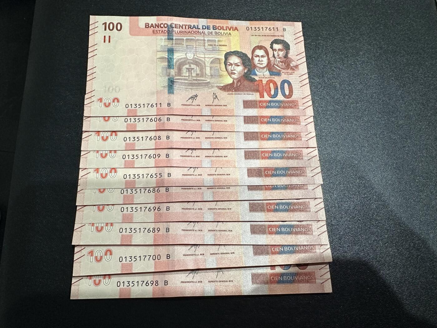 《外钞收藏家》第六百一十二期（ 精选场）（长期征集拍品、欢迎藏友们联系合作） 玻利维亚100 十张一起 全新UNC