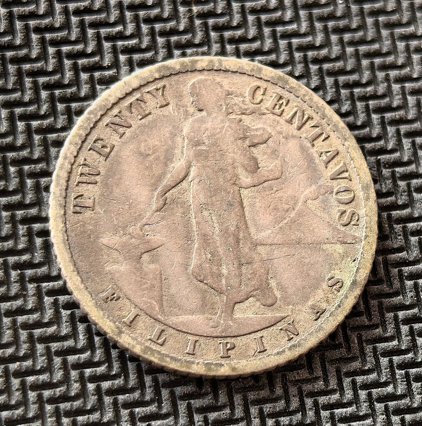 外国优质老铜币银币，周日九点倒数截拍，满百包邮，持续收拍，初八发货 美属菲律宾1908年20分银币，发行于美国殖民统治初期。正面的自由女神形象象征美国式 “自由”，背面的美国国徽彰显殖民权威，见证了美西战争后美国对菲律宾的殖民统治与文化渗透。