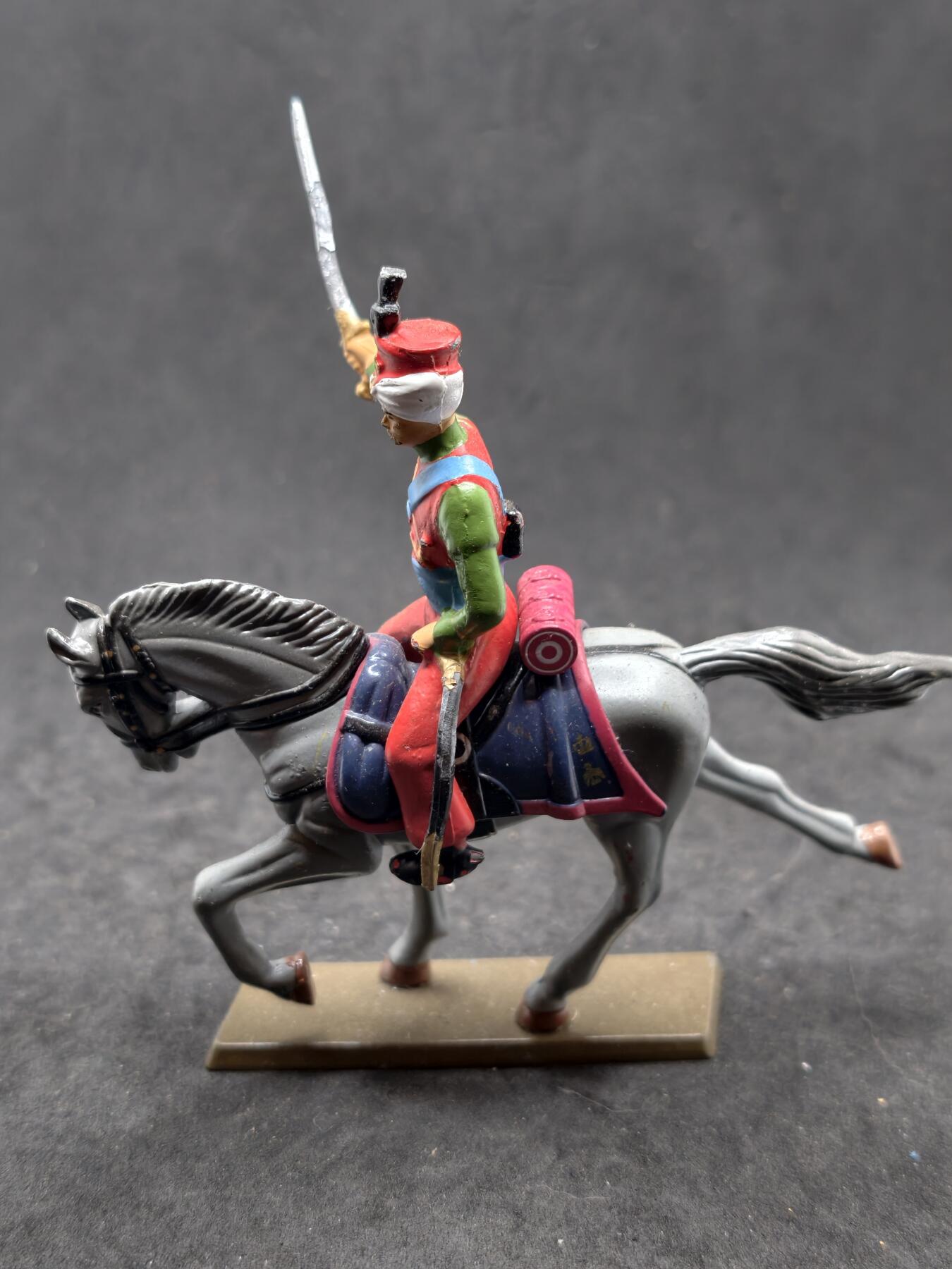 凯旋世界勋赏（持续上新中）（第22期新年大拍）（欢迎送拍）（对拍品有疑问请询问客服，不接受到手刀，出价默认拍品品相。请认真阅读拍卖规则！出价默认已认可！）（收到货请录制开箱视频，无视频概不处理问题。）