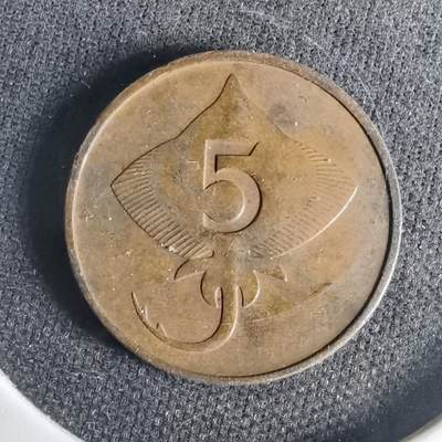 沼泽如烟--第1001场 - 冰岛1981年5奥拉