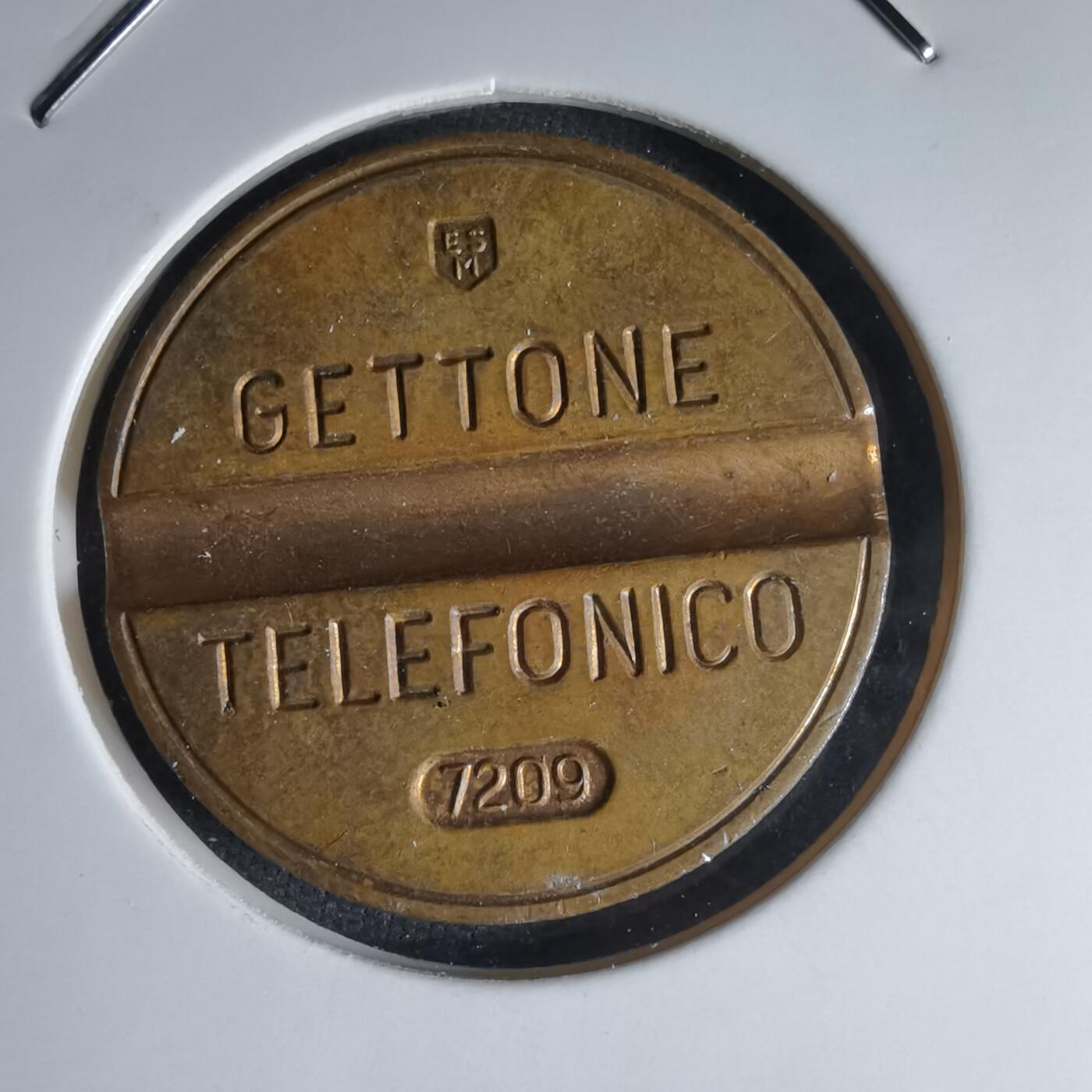 沼泽如烟--第1000场 电话代币