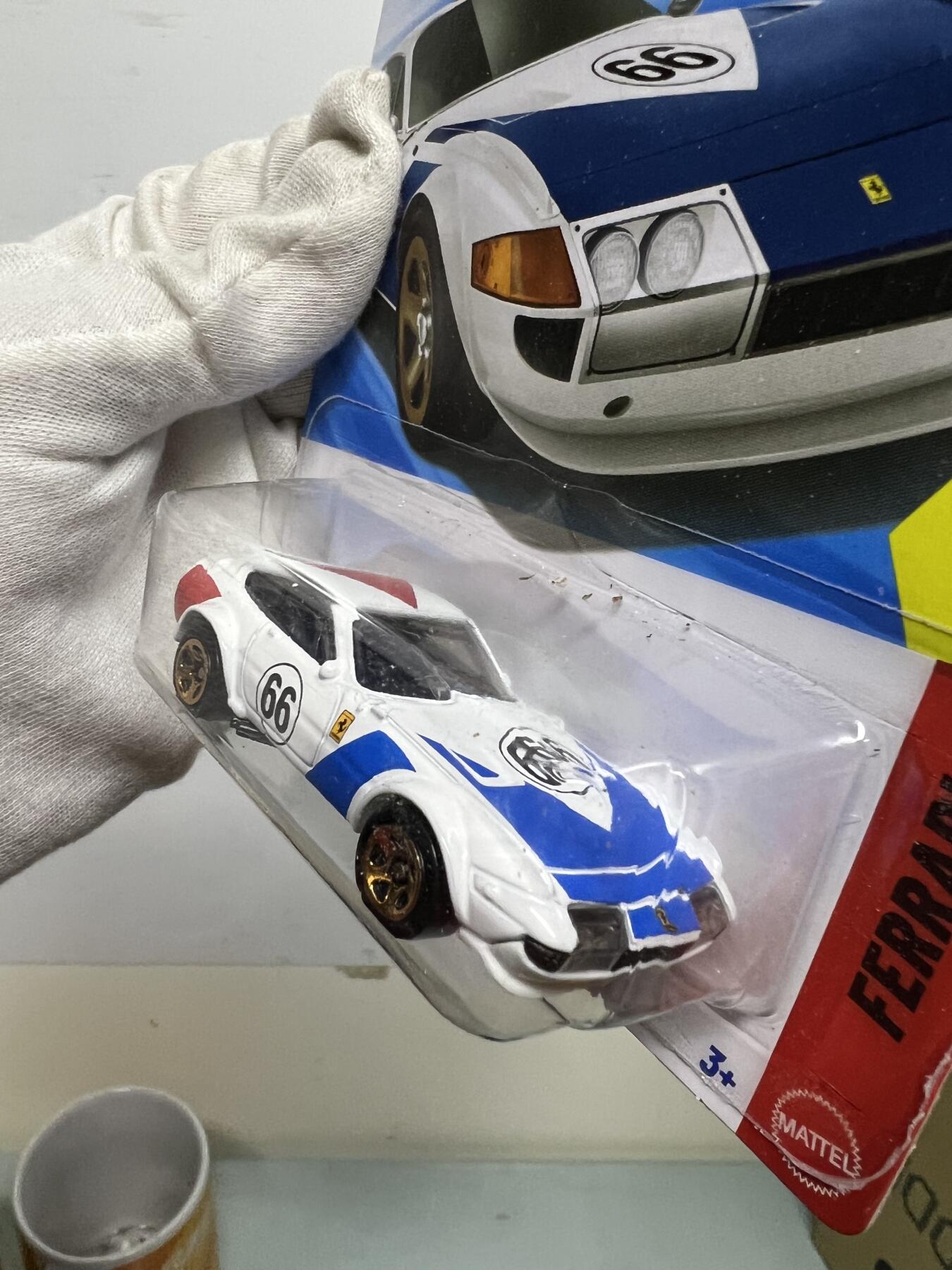 零元拍：风火轮吊卡 法拉利 365 GTB4 全新未拆