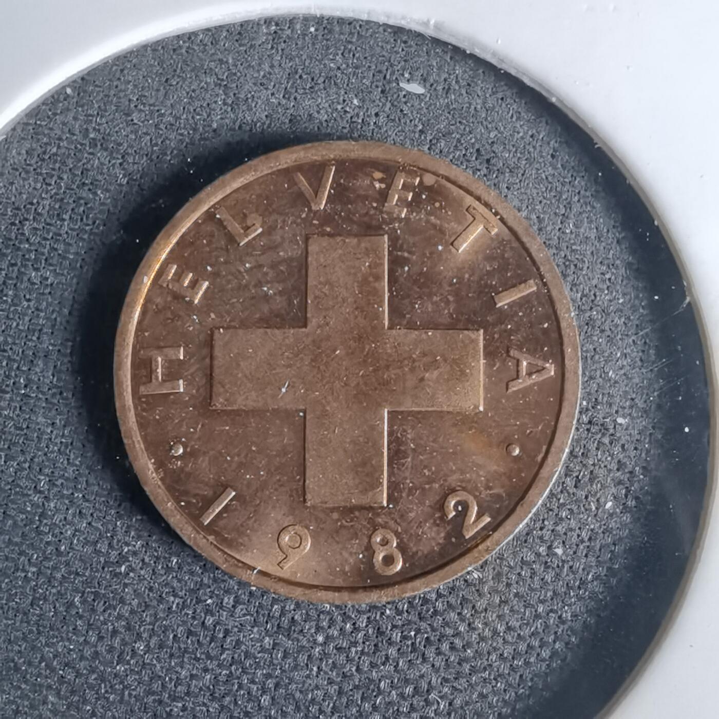 沼泽如烟--第1001场 瑞士1982年一分