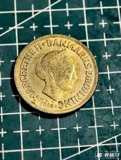 丹麦1989年10克朗女皇头像靓品硬币 - 丹麦1989年10克朗女皇头像靓品硬币