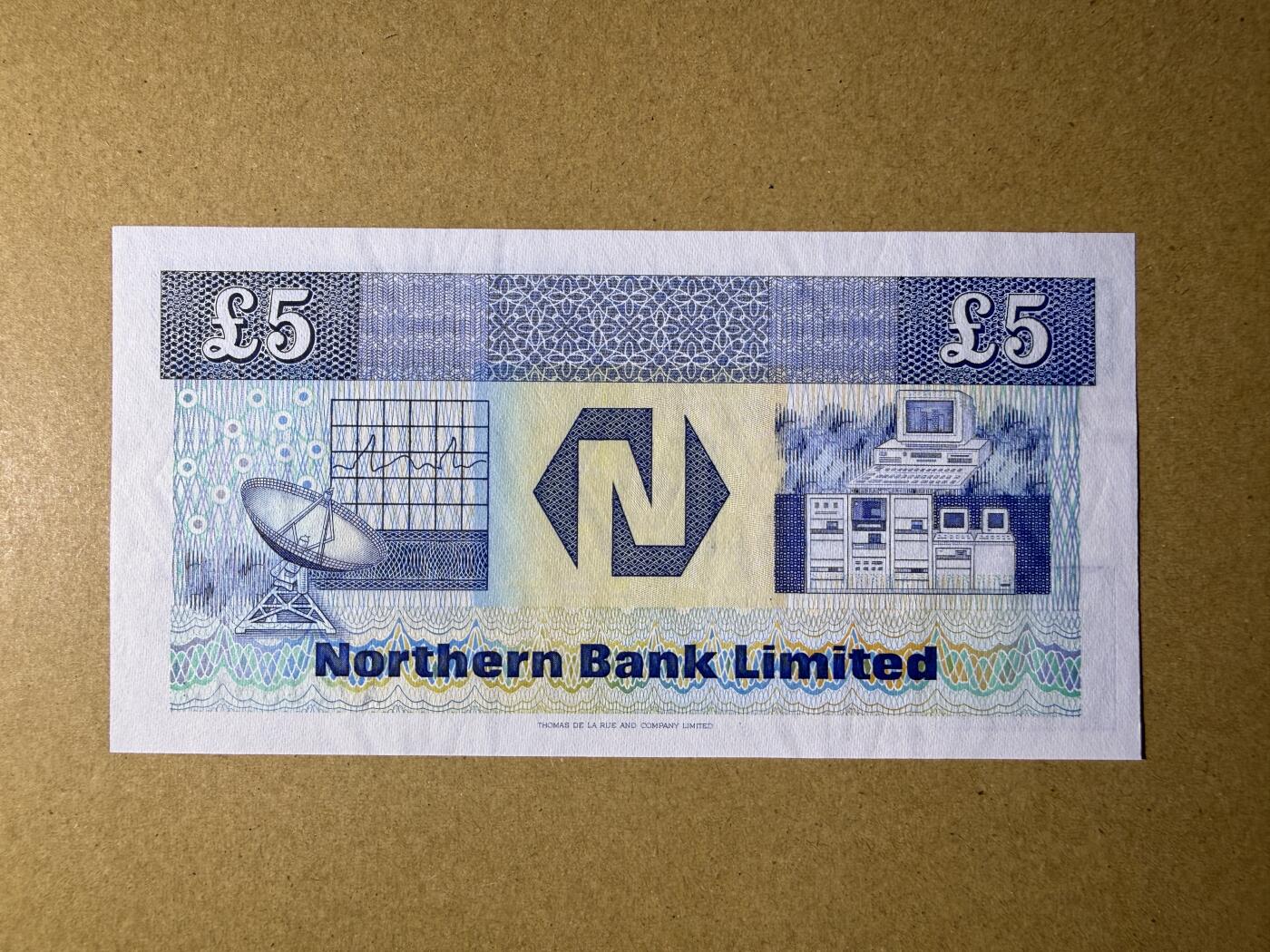 《艾美收藏》第232期-2.22周日外币靓号精品场(春节首拍) 北爱尔兰5镑 UNC 1988年a版 北方银行 A冠 英国工程师特雷尔 