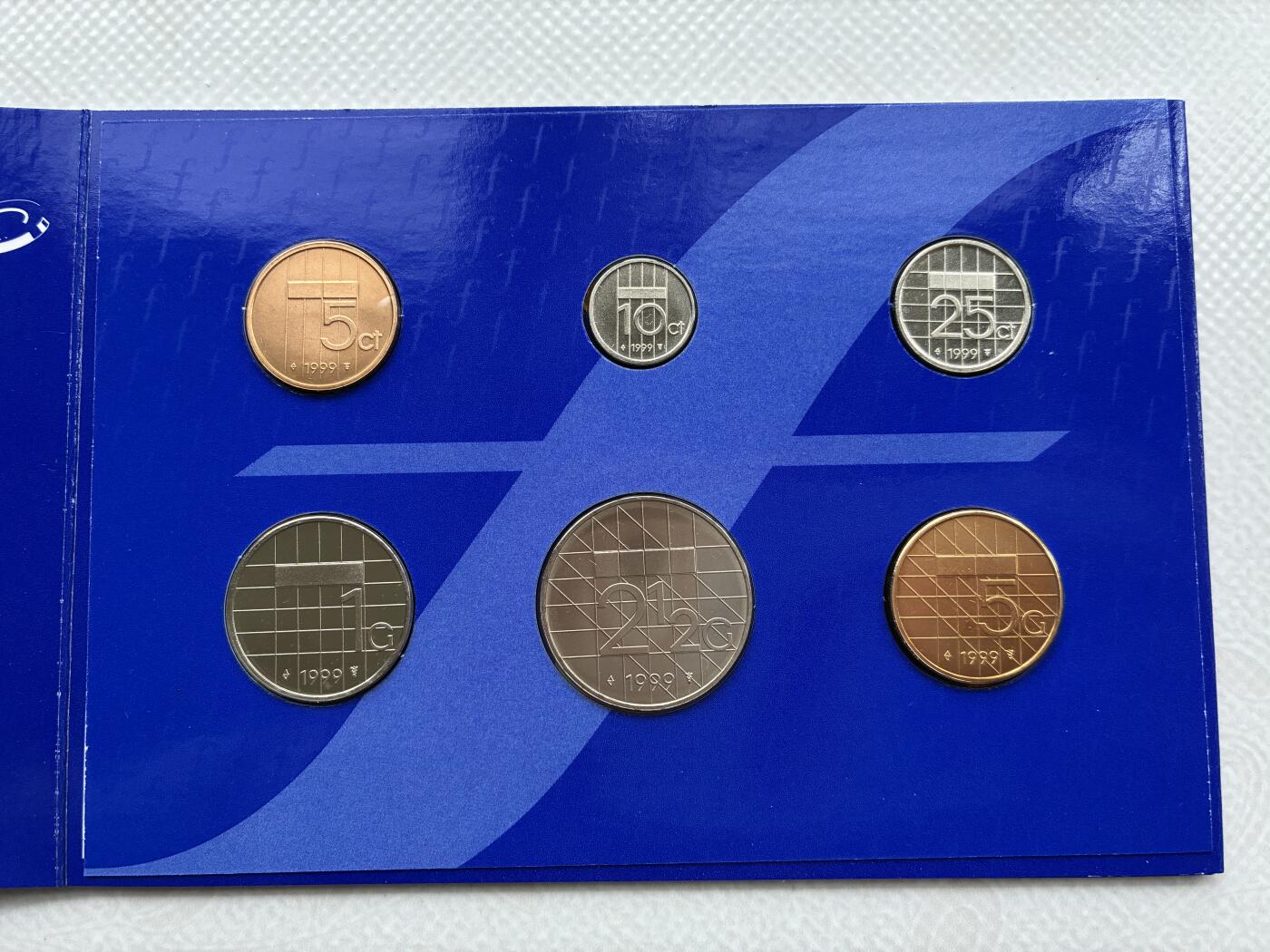 咖啡豆•收藏 2026年Feb_28th世界各国硬币套币拍卖 荷兰 1999年 BU未流通封装套币 外国硬币