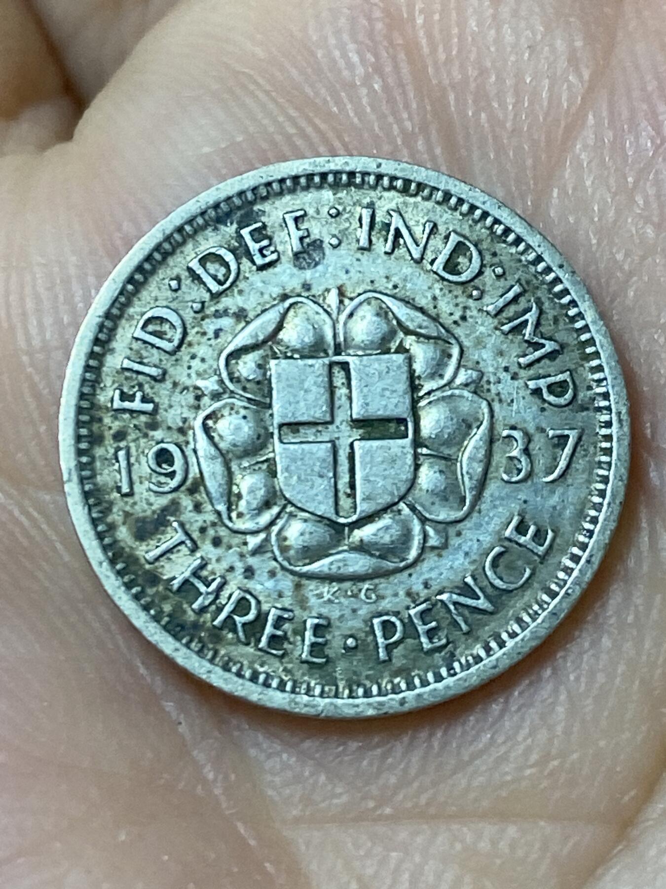 2026年第三十一场(总第二百场)英国一线回流散币新春特拍第三场(免佣金) 英国🇬🇧1937年3便士银币(乔治六世加冕年，第一版首发年，500银)