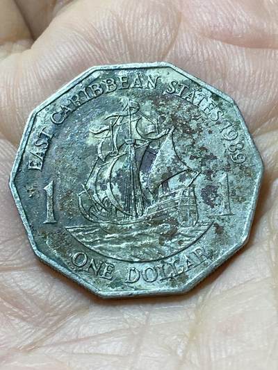 2026年第三十一场(总第二百场)英国一线回流散币新春特拍第三场(免佣金) - 东加勒比国家1989年1元(伊丽莎白二世中年花冠第二版)