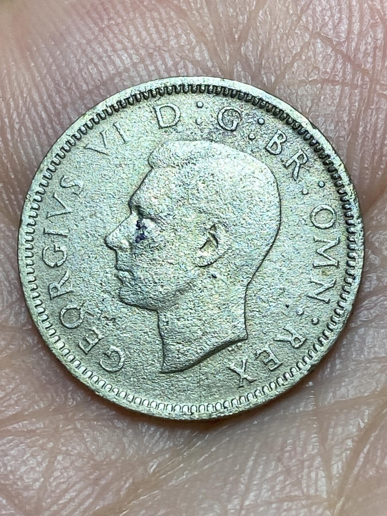 2026年第三十一场(总第二百场)英国一线回流散币新春特拍第三场(免佣金) 英国🇬🇧1942年6便士银币(乔治六世第一版，500银)