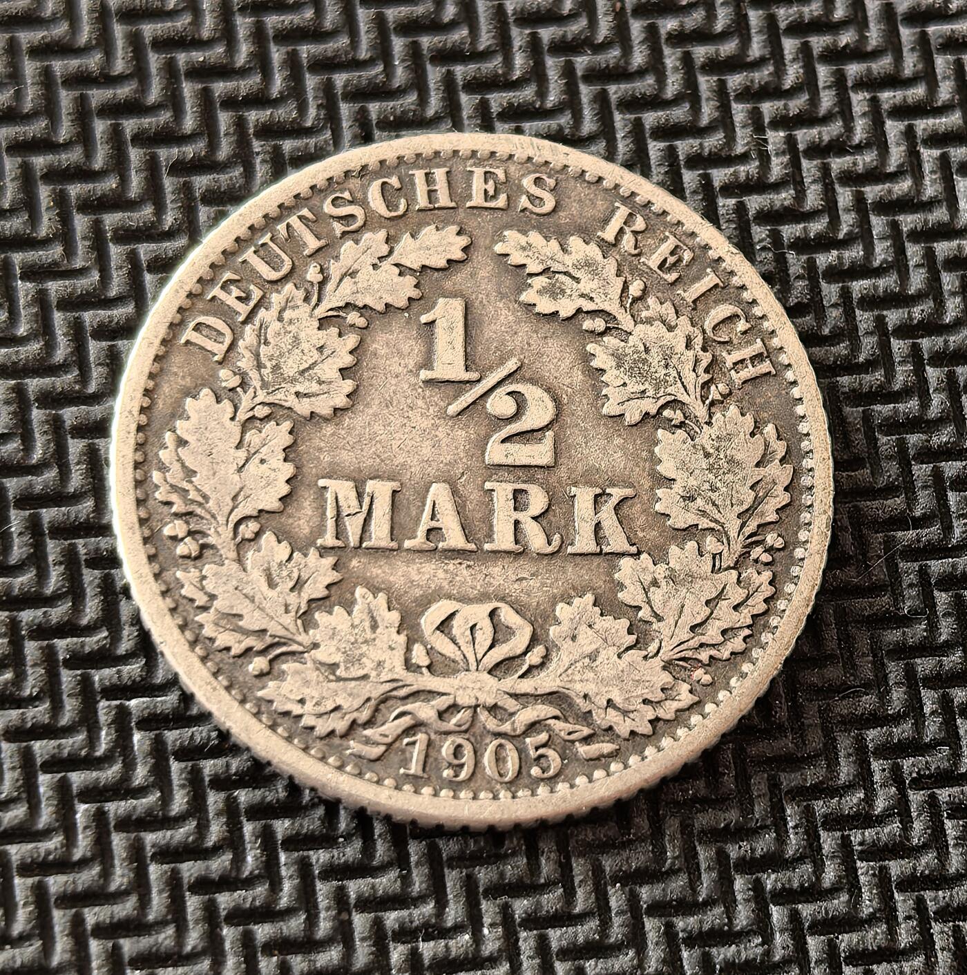 外国优质老铜币银币，周日九点倒数截拍，满百包邮，持续收拍，初八发货